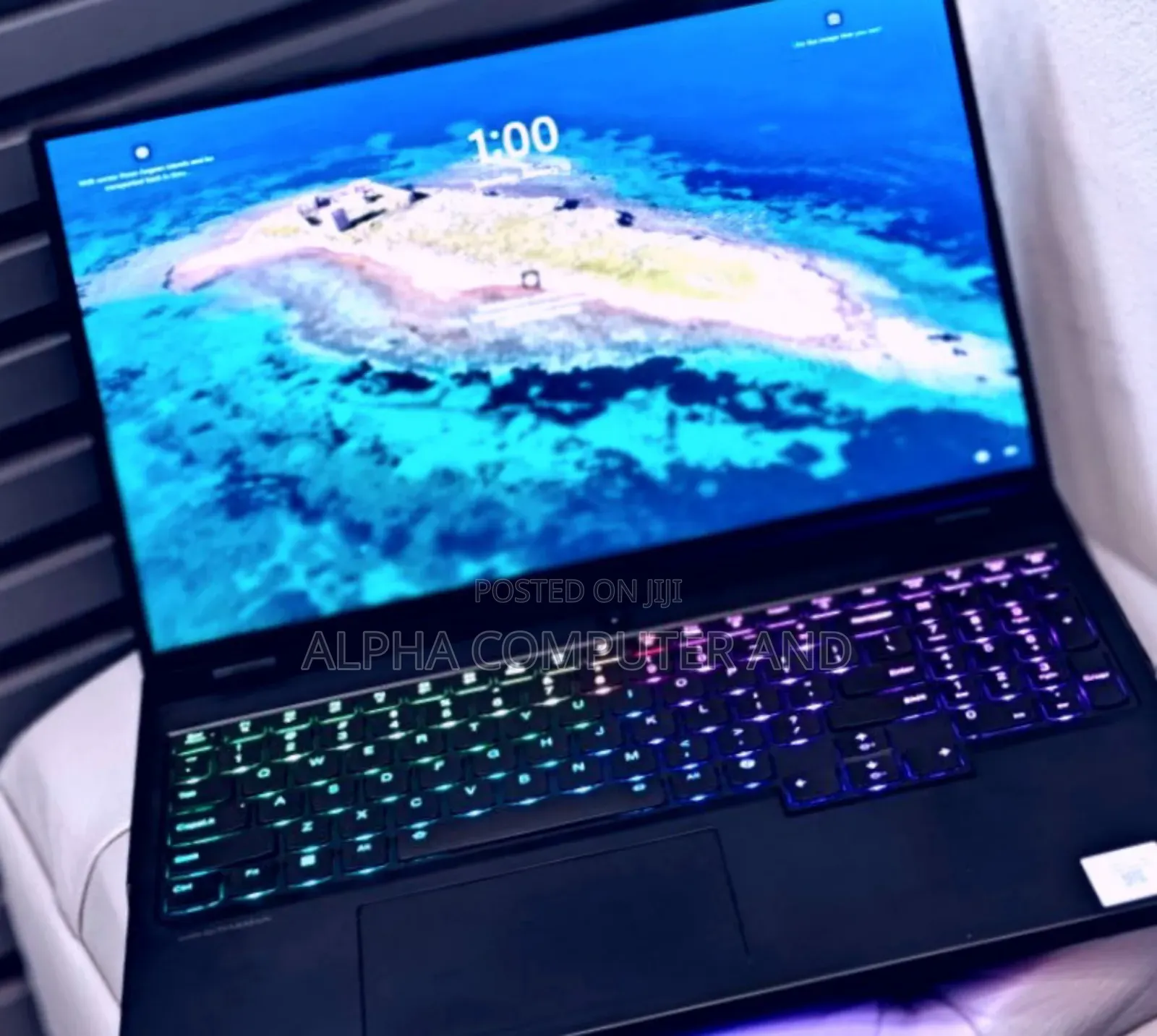 New Laptop Lenovo Legion 7 32GB Intel Core Ultra 9 SSD 1T