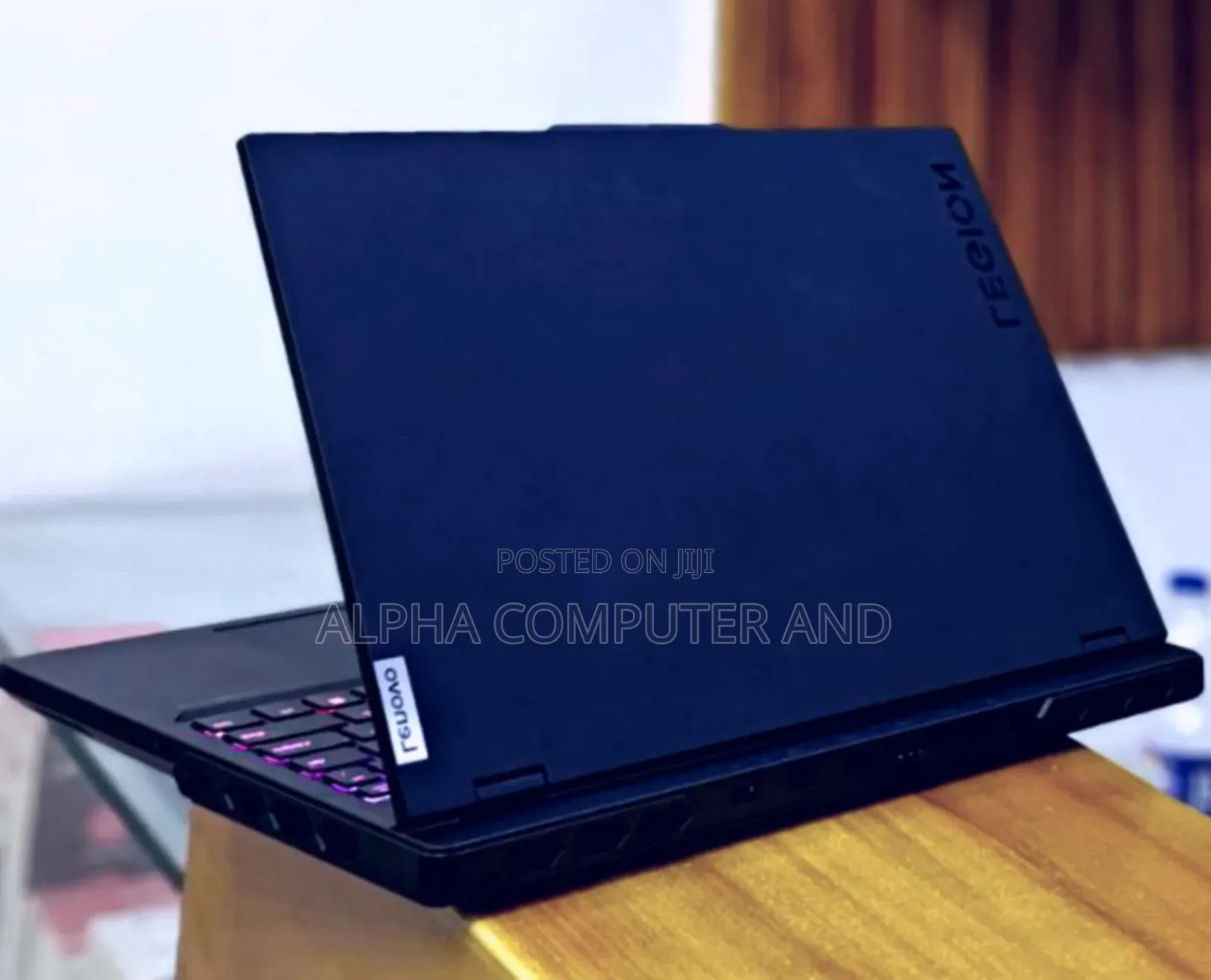 New Laptop Lenovo Legion 7 32GB Intel Core Ultra 9 SSD 1T