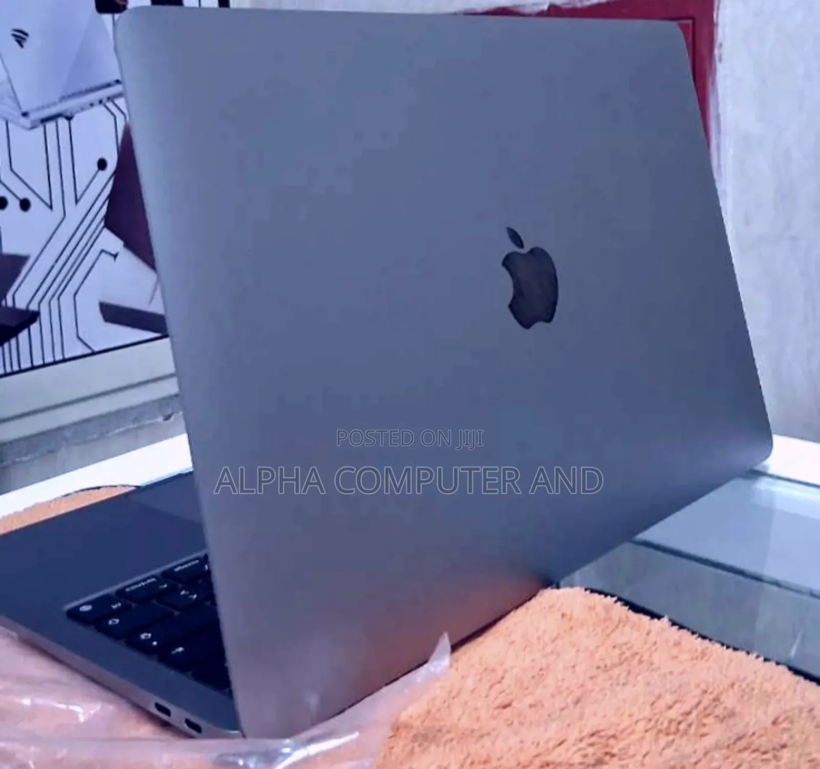New Laptop Apple MacBook Air 2020 M1 8GB Apple M1 SSD 256GB