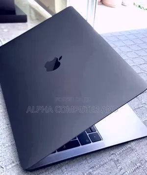 New Laptop Apple MacBook Air 2020 M1 8GB Apple M1 SSD 256GB