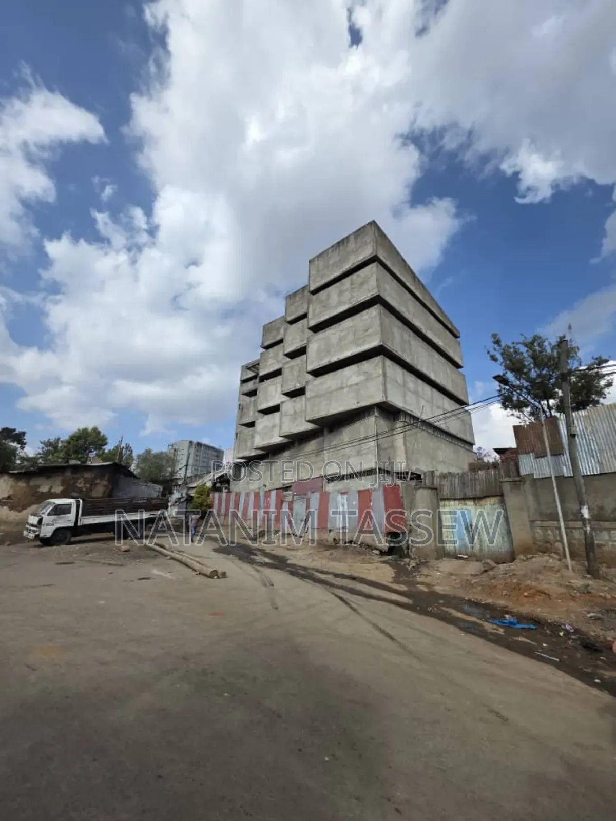 Unfinished G+4 Building + 2 Warehouses In Merkato