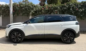 Peugeot 5008 1.2 PureTech 130 GT Line 2021 White