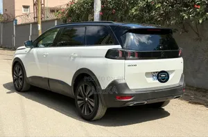 Peugeot 5008 1.2 PureTech 130 GT Line 2021 White