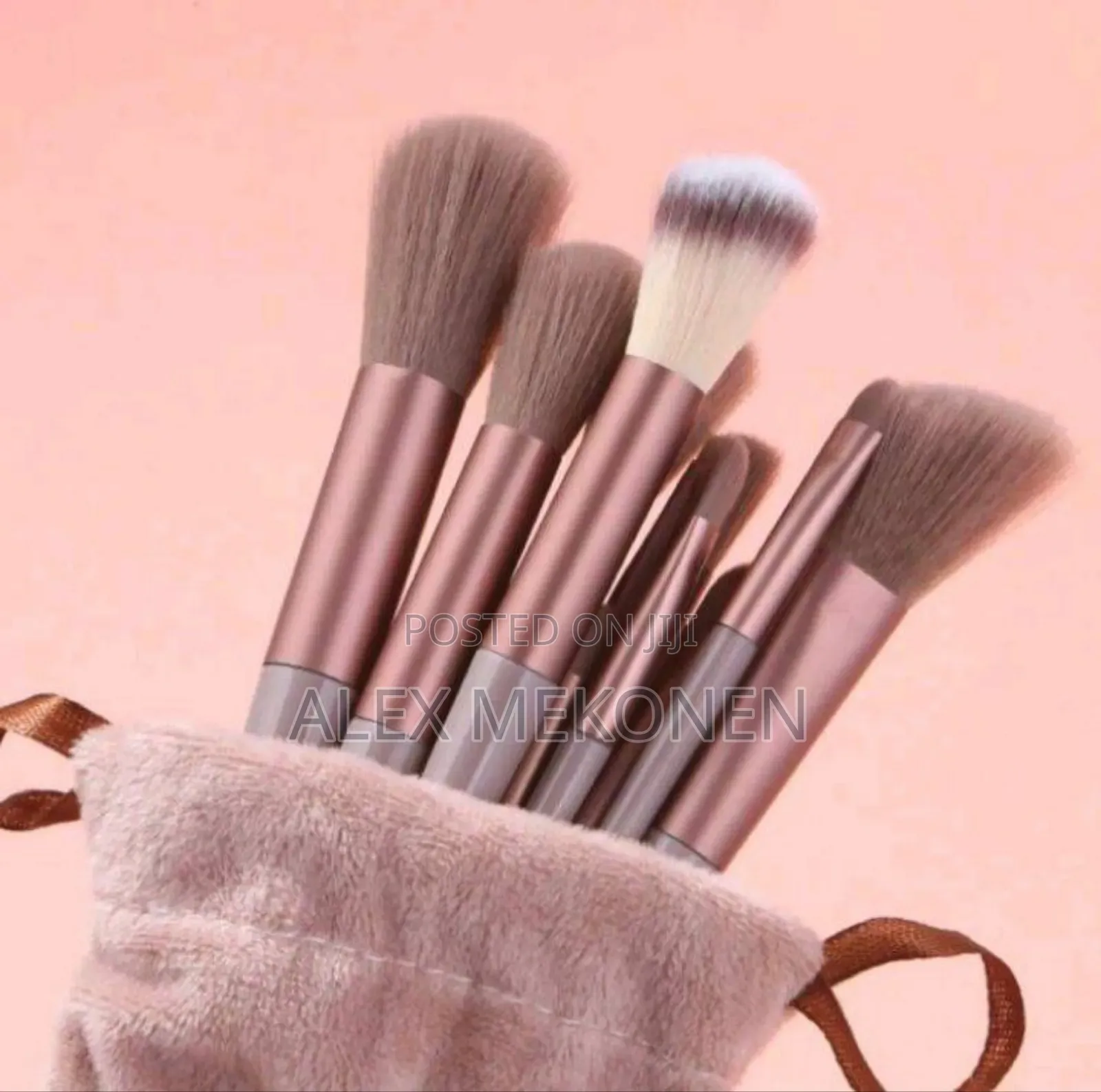 13 Makeup Brush
