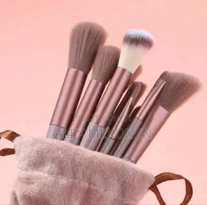 13 Makeup Brush