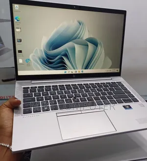 New Laptop HP EliteBook 840 16GB Intel Core I7 SSD 512GB
