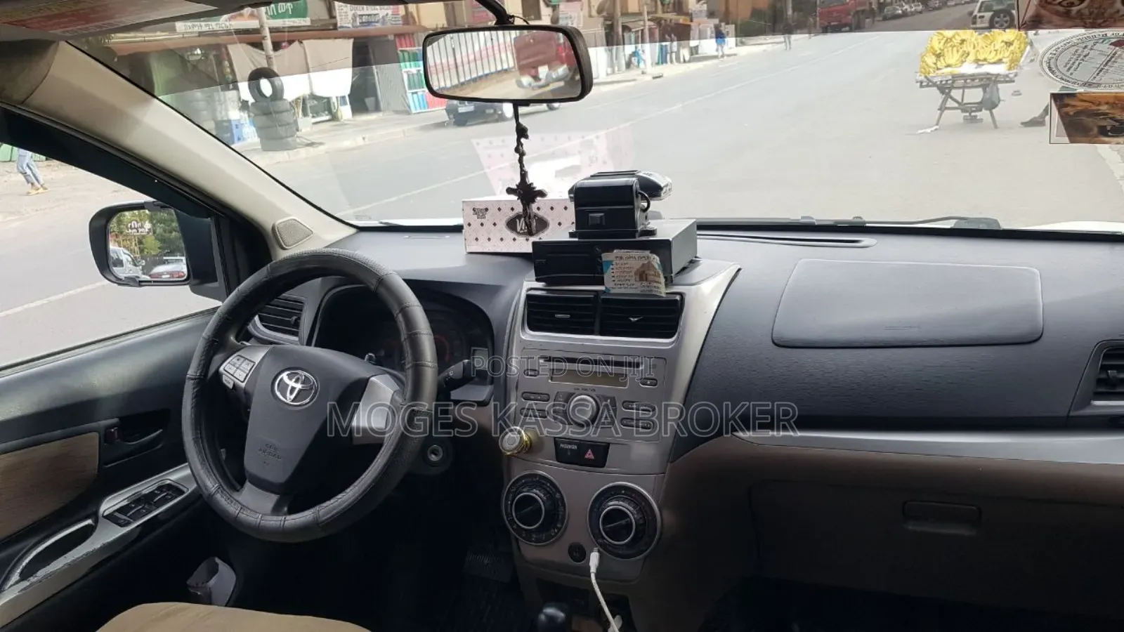 Toyota Avanza 2016 White