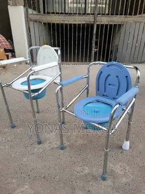 Bedroom Pot霜缽adjustable Medical Toilet会品practicality Robust Usability