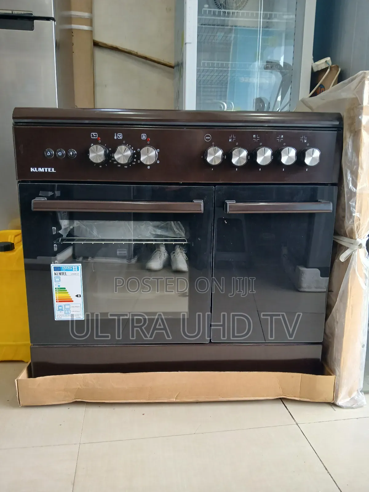 Kumtel Standing Oven/Cooker, Likely a 60x90 Cm Model With Both Gas