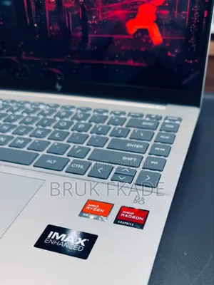 New Laptop HP Spectra 13 16GB Intel Core 7 SSD 1T