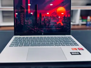 New Laptop HP Spectra 13 16GB Intel Core 7 SSD 1T