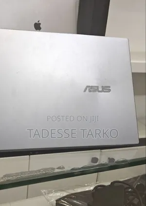 New Laptop Asus ZenBook UX31LA 8GB AMD Ryzen 5 SSD 512GB