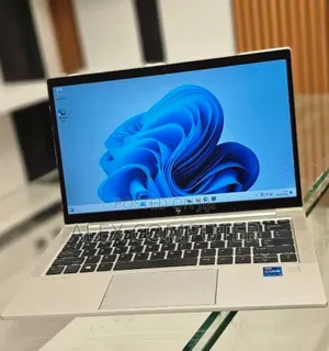 New Laptop HP EliteBook 830 G8 16GB Intel Core i7 SSD 512GB