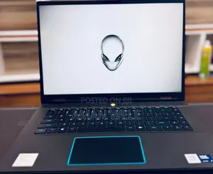 New Laptop Alienware M15 R3 16GB Intel Core Ultra 9 SSD 1T