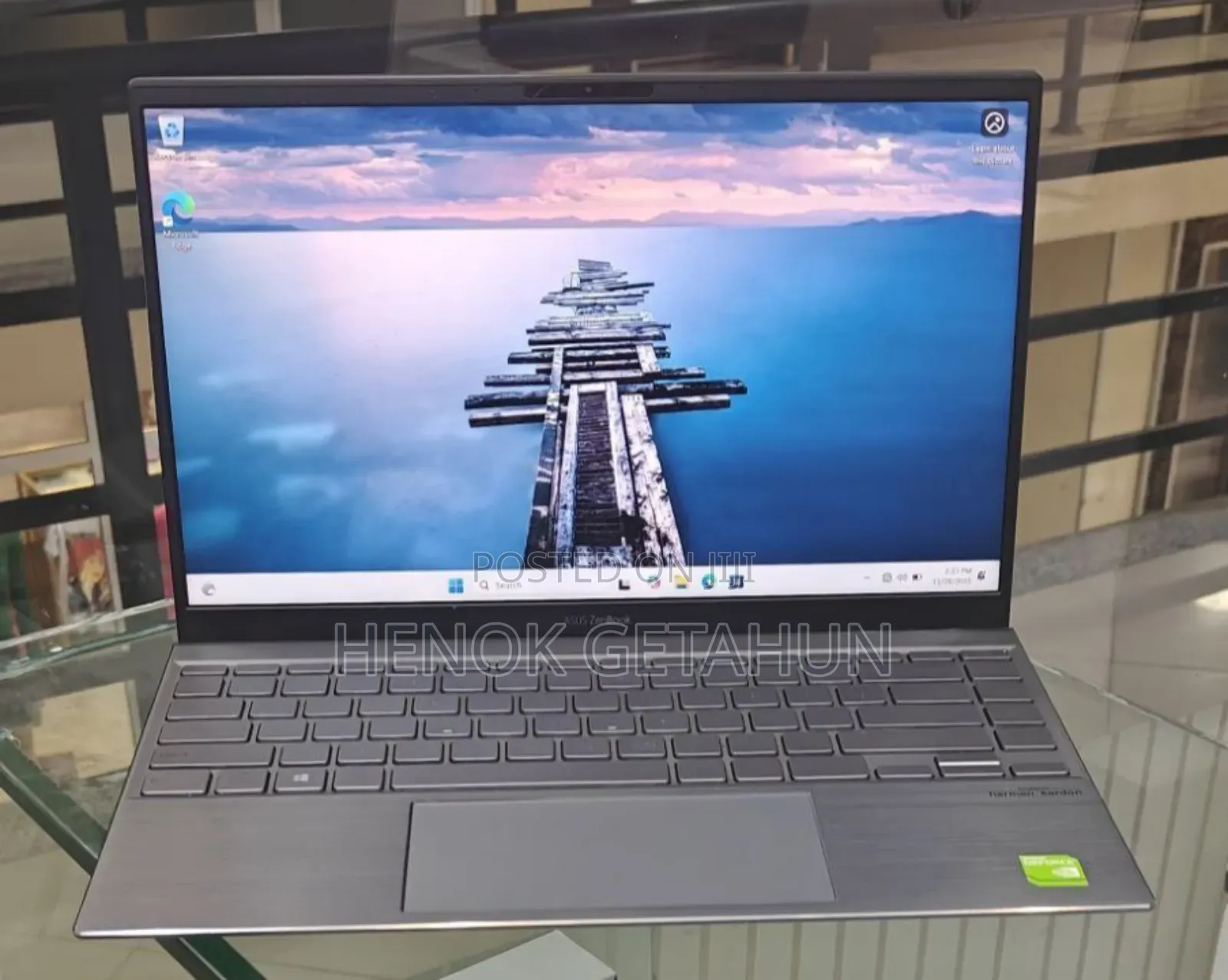 New Laptop Asus ZenBook Flip 14 UX461UN 8GB AMD Ryzen 5 SSD 512GB