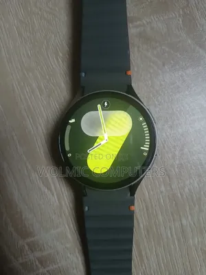Samsung Galaxy Watch 7, Dark Green Band