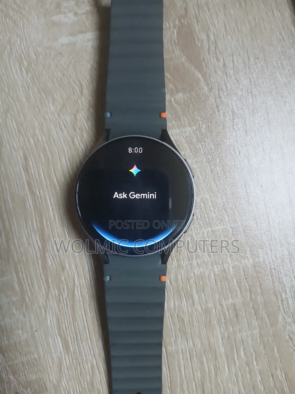 Samsung Galaxy Watch 7, Dark Green Band