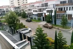 6bdrm House in Ayat, G+2 House For, Bole for sale