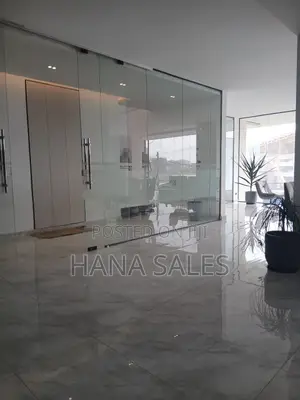 ለሱቅ ፈላጊወች በሙሉ ከ11ካሬ ጀምሮ የንግድ ሱቆችን ቦሌ ላይ