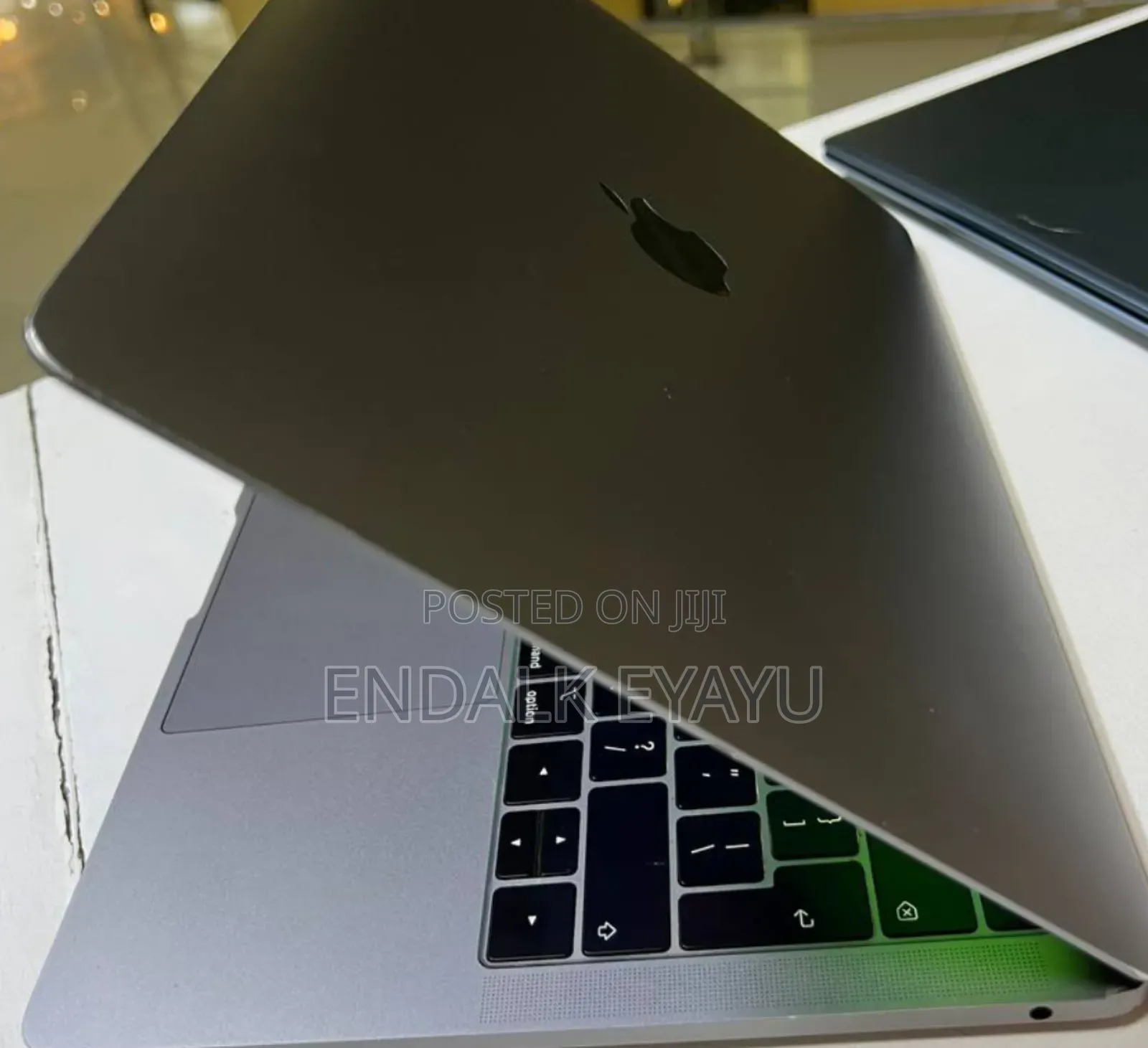 New Laptop Apple MacBook Pro 2019 8GB Intel Core I5 SSD 128GB