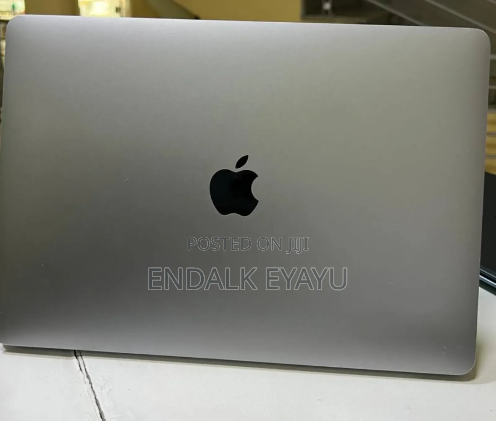 New Laptop Apple MacBook Pro 2019 8GB Intel Core I5 SSD 128GB