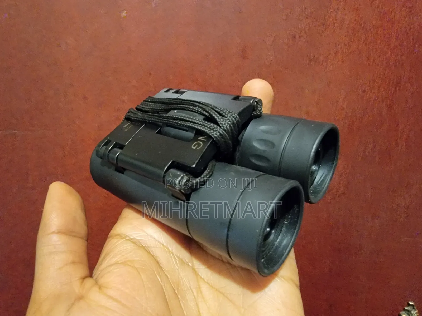 Binocular for Hiking and Trips