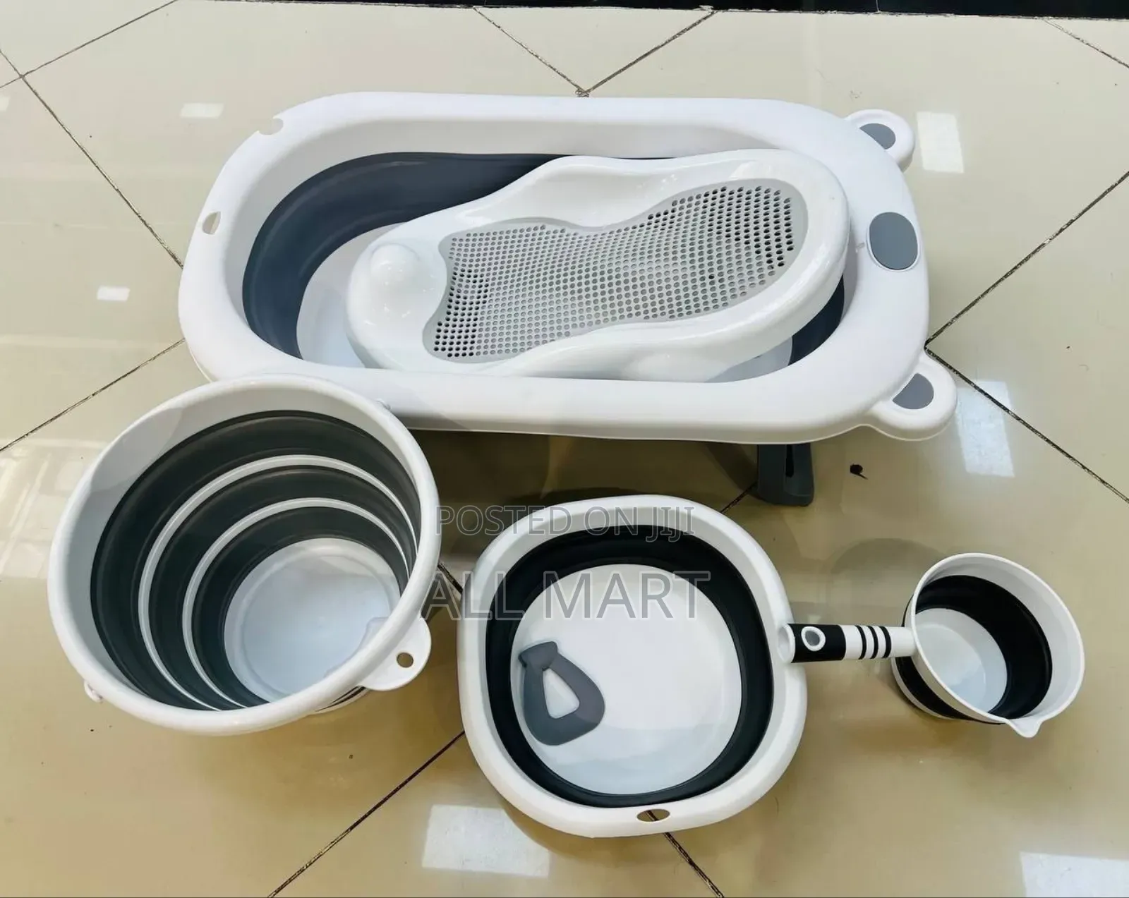 in 1 Foldable Baby Bathtub With A Thermometer and a Ladle