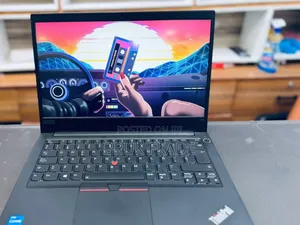 New Laptop Lenovo ThinkPad E14 Gen 4 8GB Intel Core I5 SSD 256GB