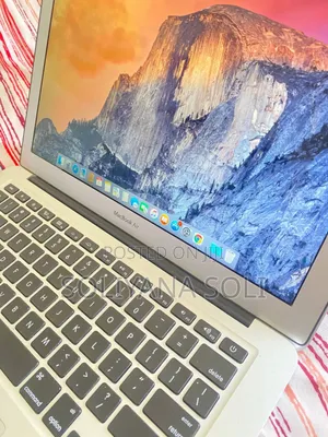 Laptop Apple MacBook 2015 4GB Intel Core i5 SSHD (Hybrid) 128GB