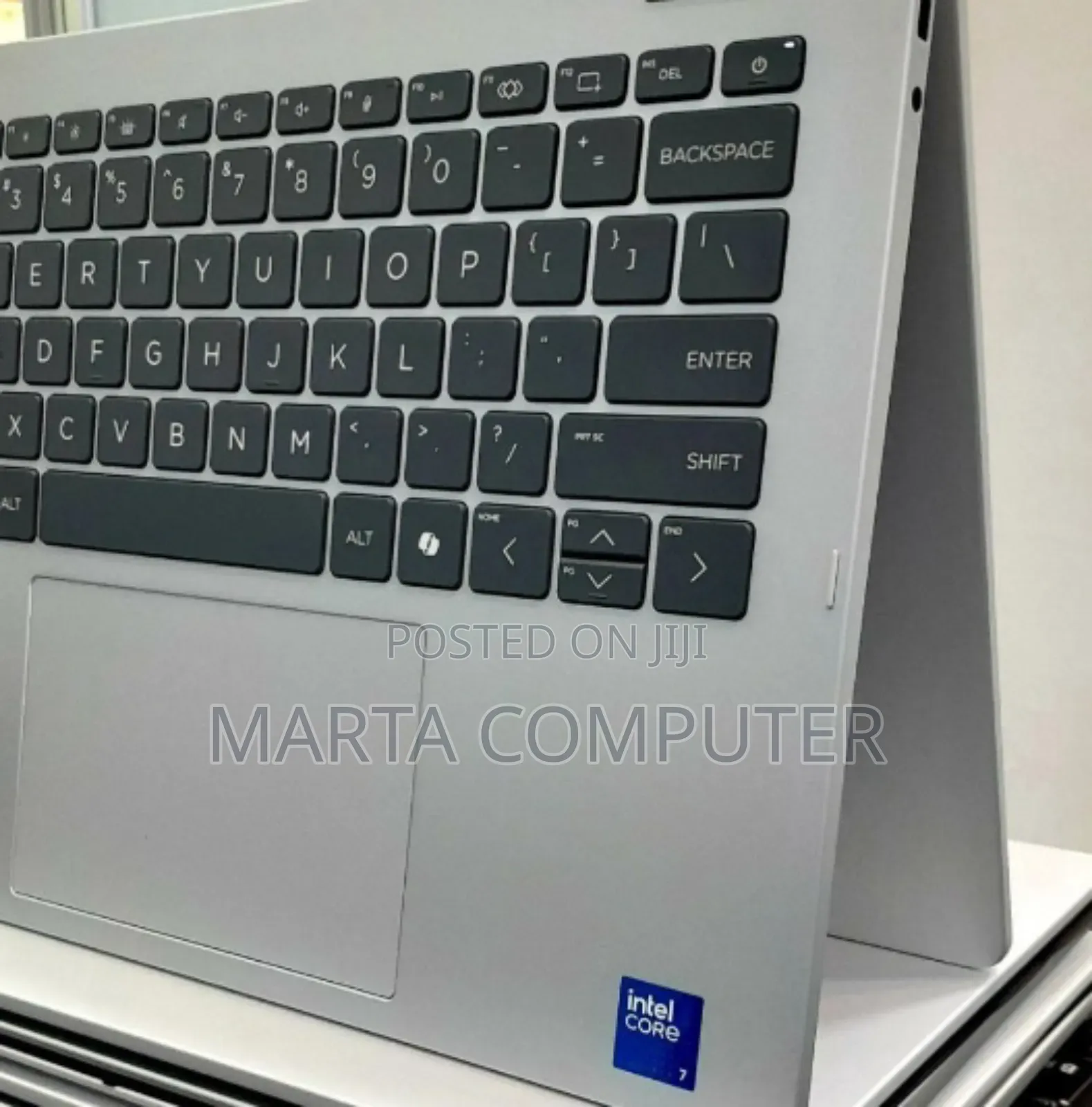 New Laptop HP OmniBook 5 Flip 16GB Intel Core I7 SSD 512GB