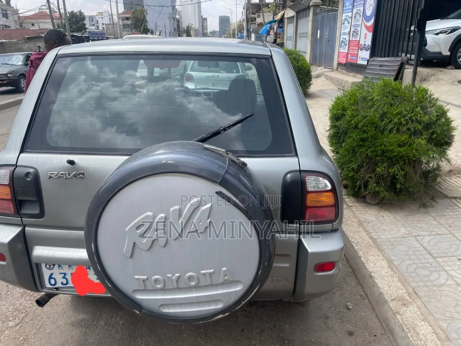 Toyota RAV4 Automatic 2000 Silver