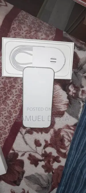 New Apple iPhone 17 512 GB White