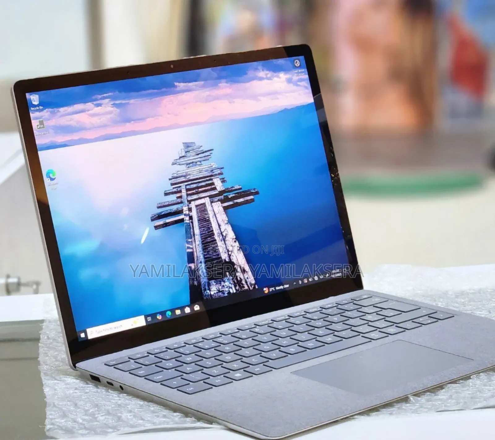 New Laptop Microsoft Surface 8GB Intel Core I5 SSD 512GB