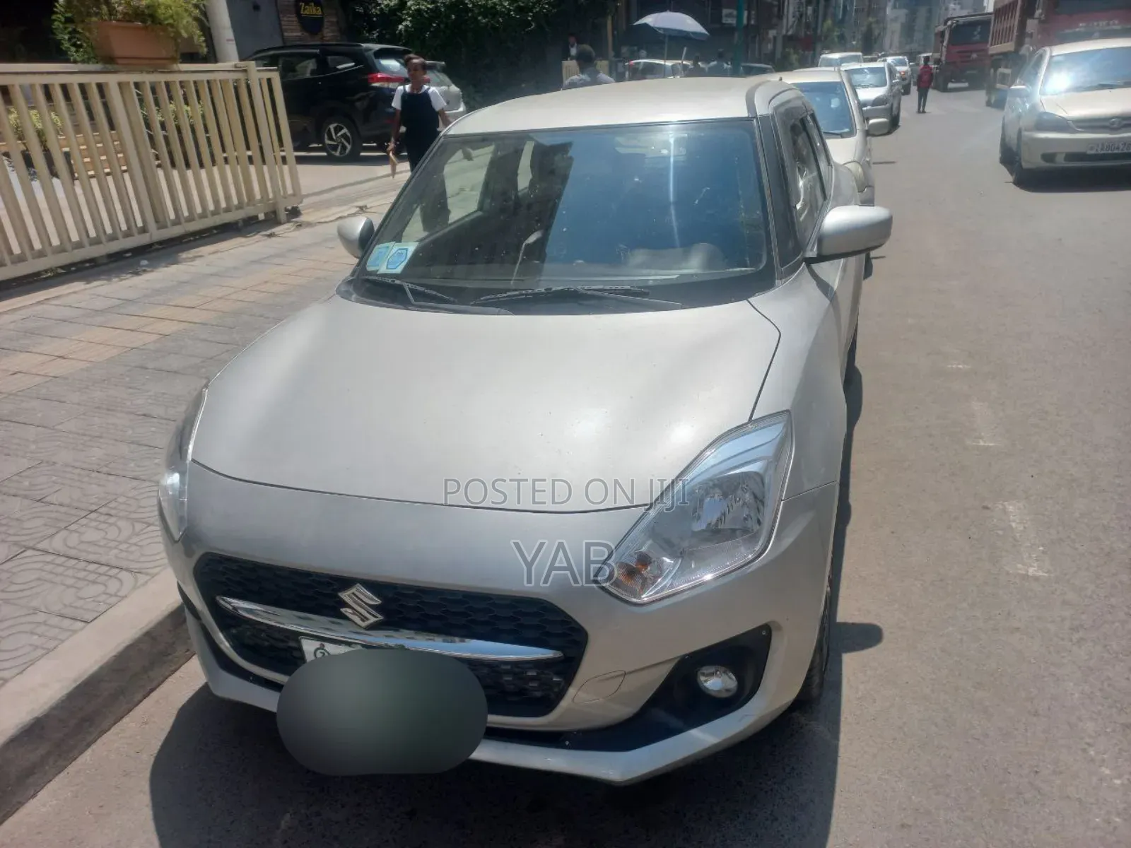 Suzuki Swift 2022 Silver