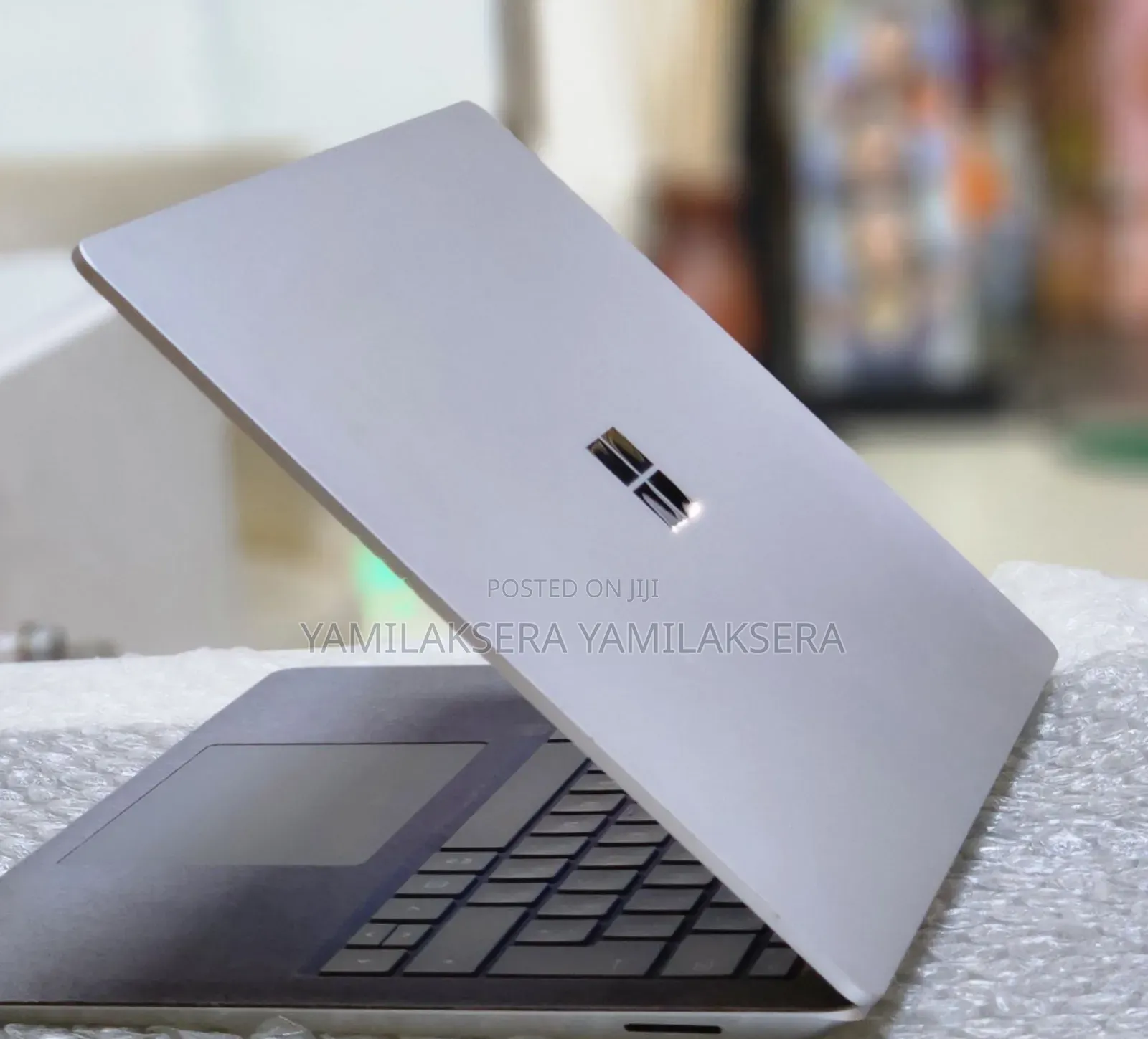 New Laptop Microsoft Surface 8GB Intel Core I5 SSD 512GB