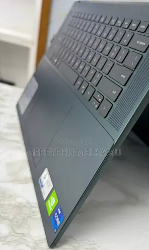 New Laptop Dell 16GB Intel Core I7 SSD 512GB