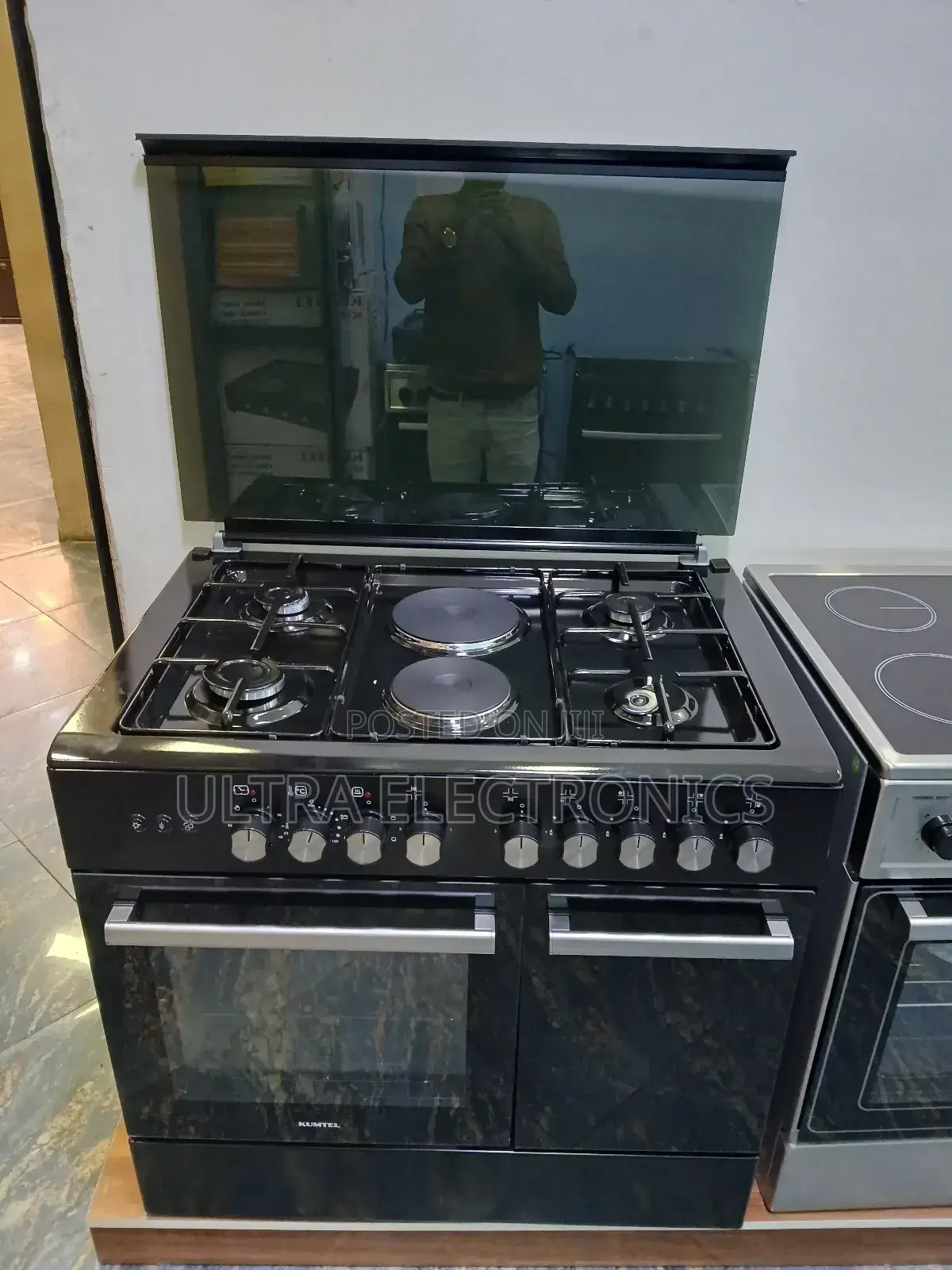 Kumtel Brand Free-Standing Gas and Electric Cooker.