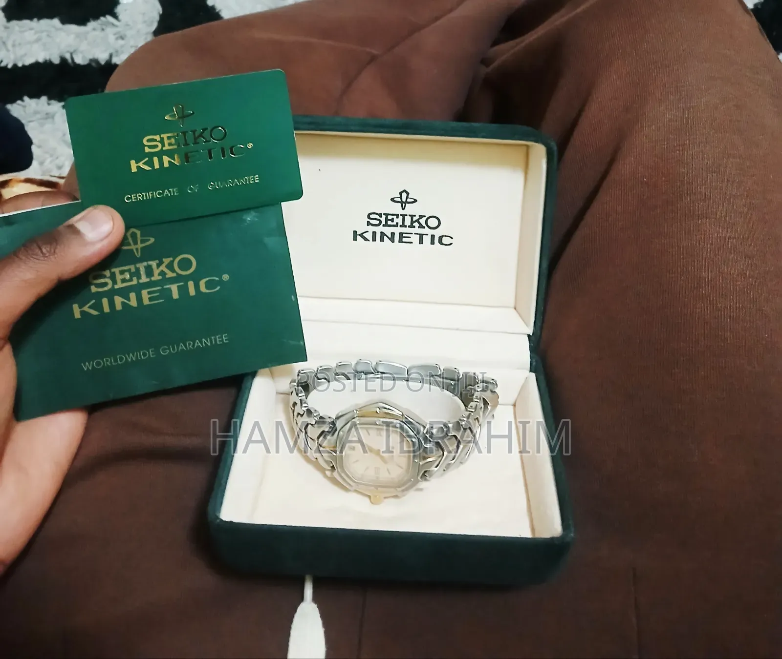 Seiko Kinetic Sq 100 Gold Silver Combination