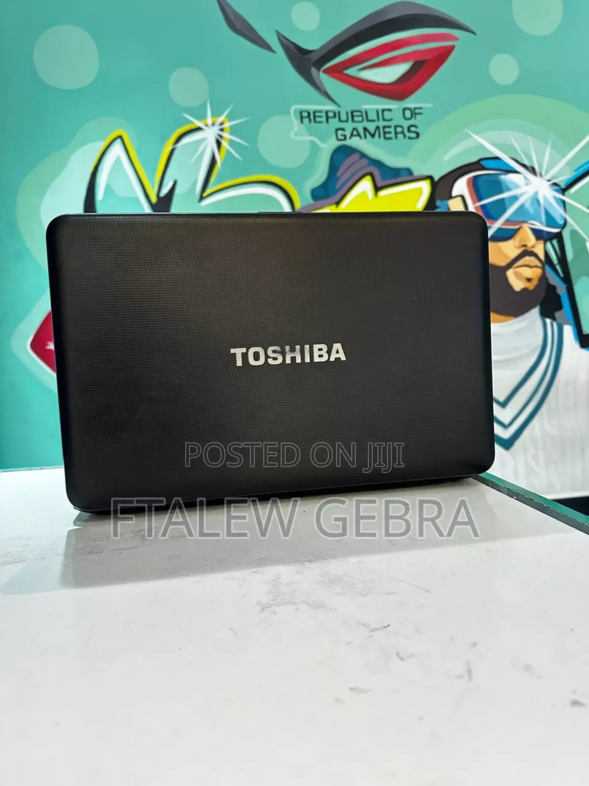 New Laptop Toshiba Satellite U500 4GB AMD A4 HDD 500GB