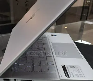 New Laptop HP Envy 14 8GB Intel Core I5 SSD 512GB