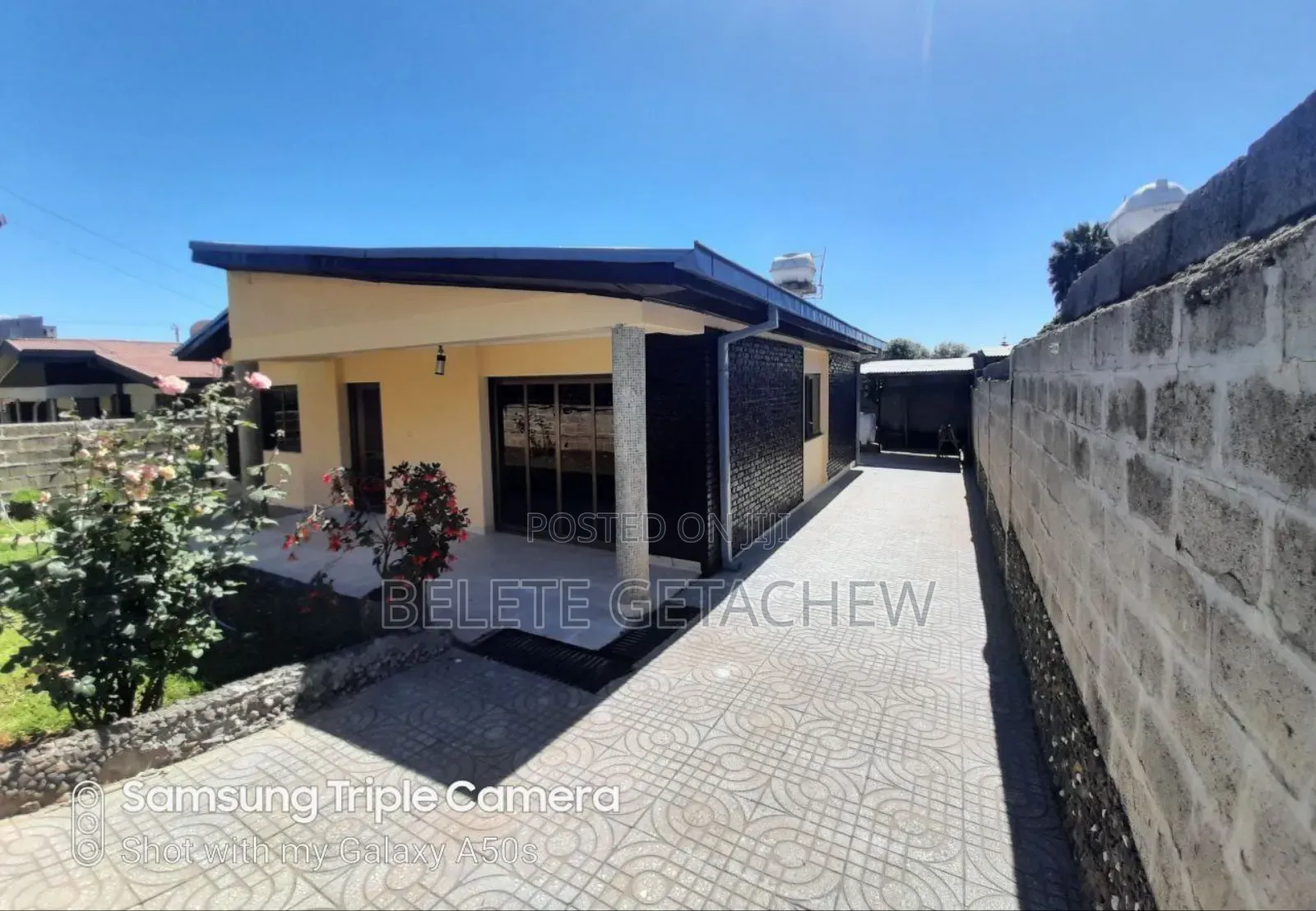 3bdrm Villa in Ayat Zone, Villa, Bole for sale