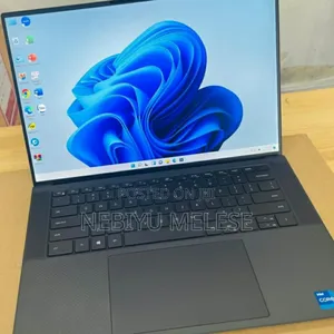 New Laptop Dell Precision 15 3520 32GB Intel Core I9 SSD 1T