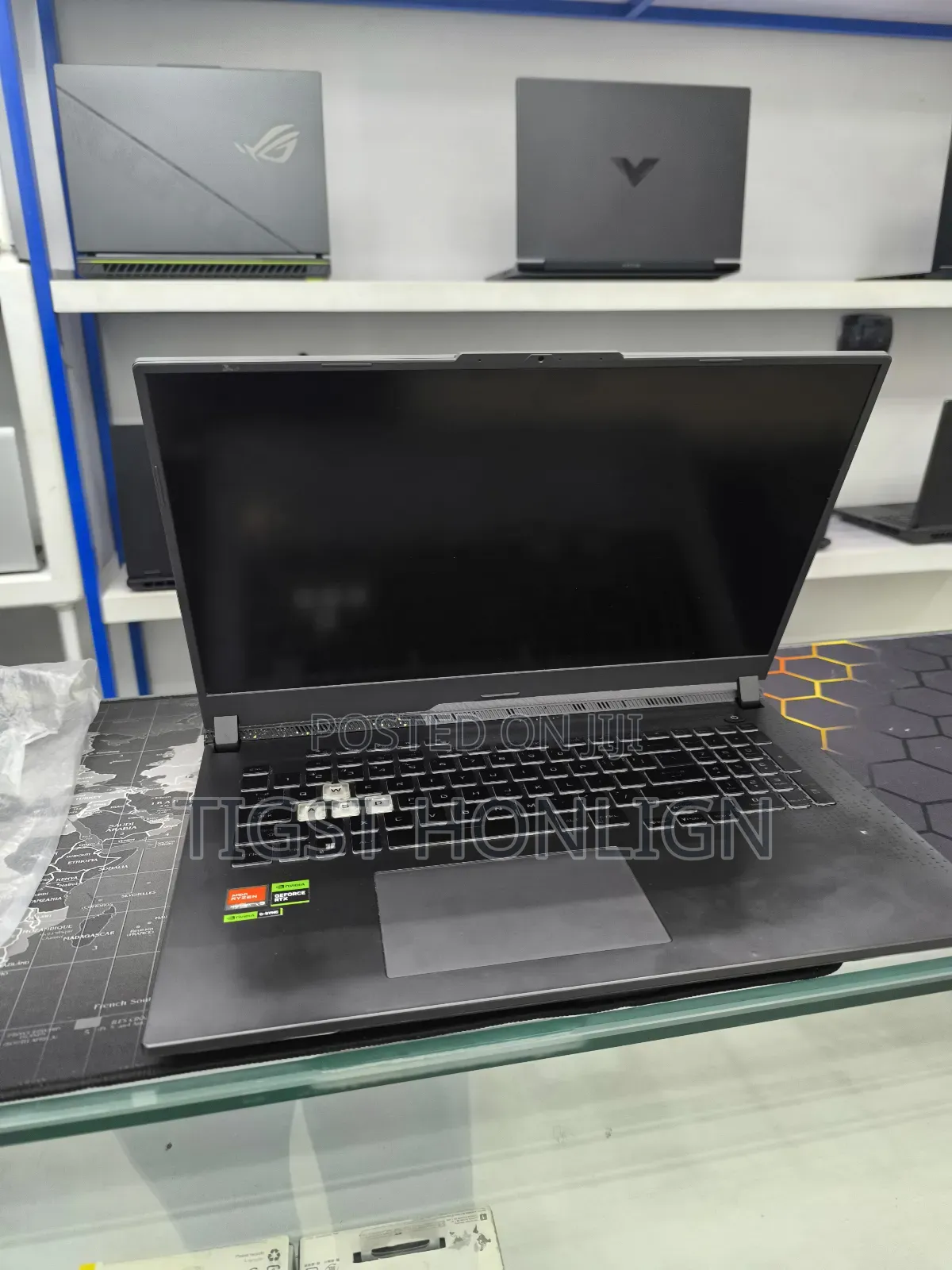 New Laptop Asus ROG Strix G17 16GB AMD Ryzen 9 SSD 1T