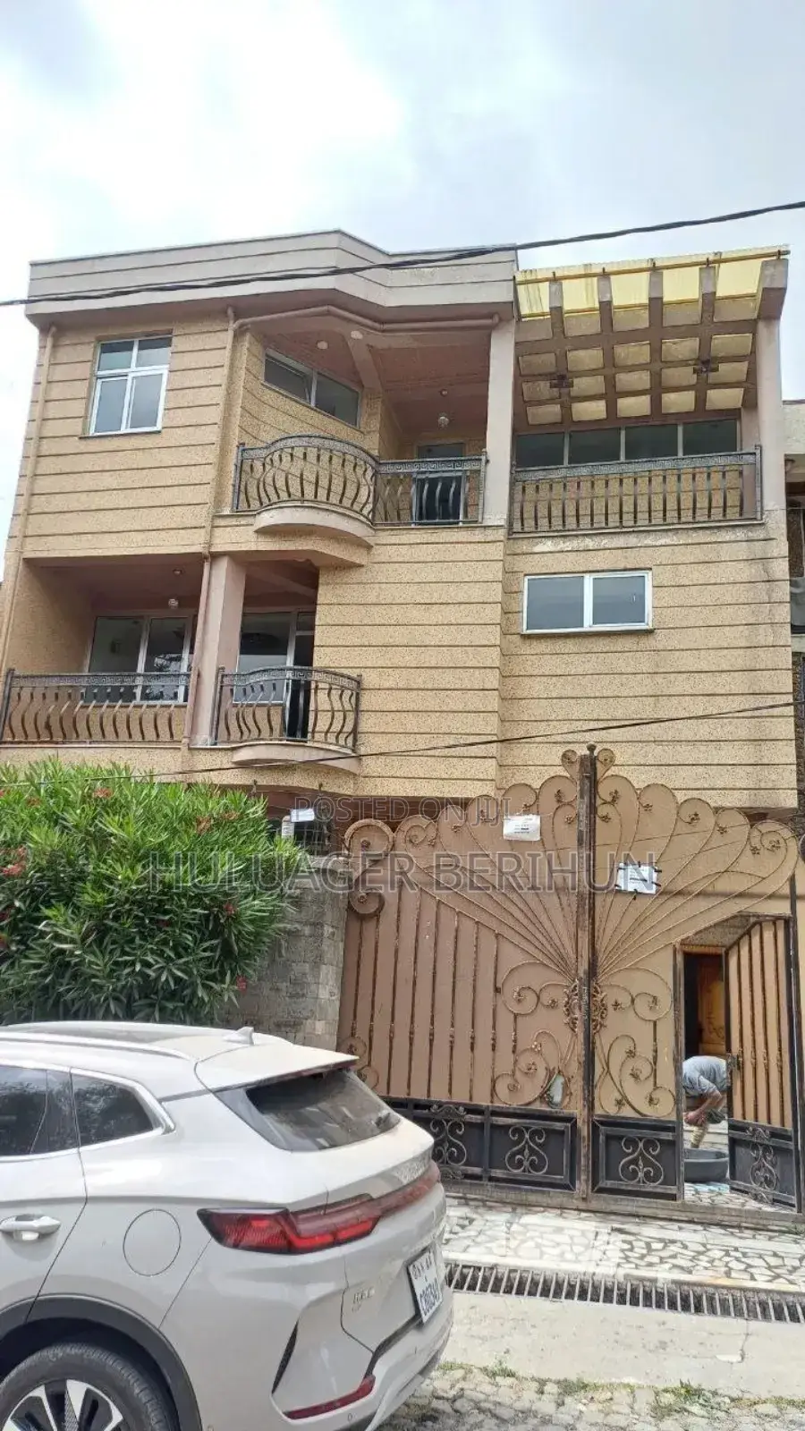 Furnished 7bdrm Apartment in Bole for sale