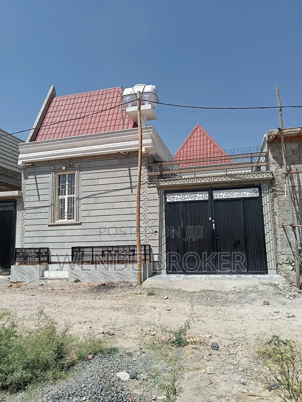 Furnished 5bdrm House in ኦሮሚያ ዱከም ከተማ, Oromia-Finfinne for sale