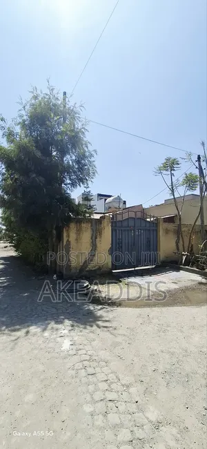 Furnished 4bdrm House in Bole Ayat for sale