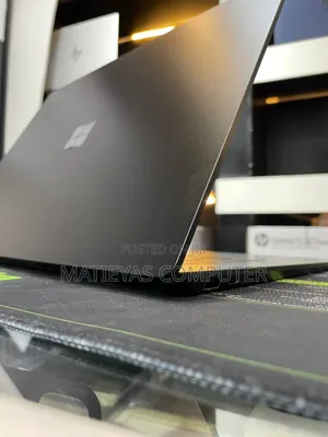 New Laptop Microsoft Surface 16GB Intel Core I7 SSD 512GB