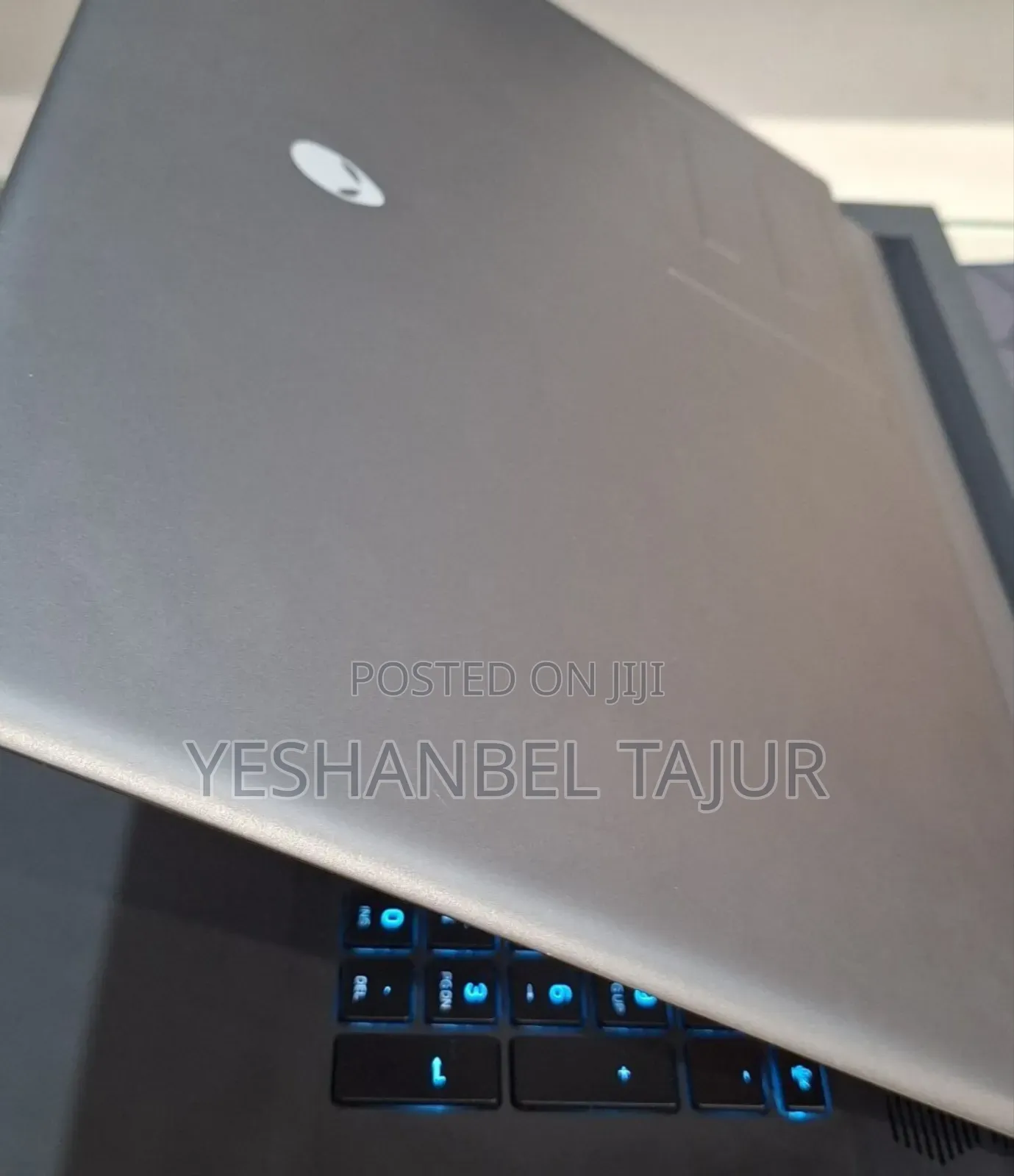New Laptop Alienware M17x R2 32GB Intel Core I9 SSD 1T