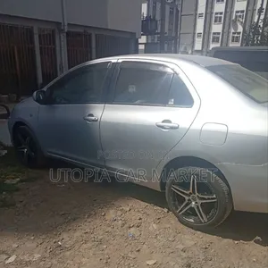 Toyota Yaris 2007 Silver