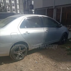 Toyota Yaris 2007 Silver